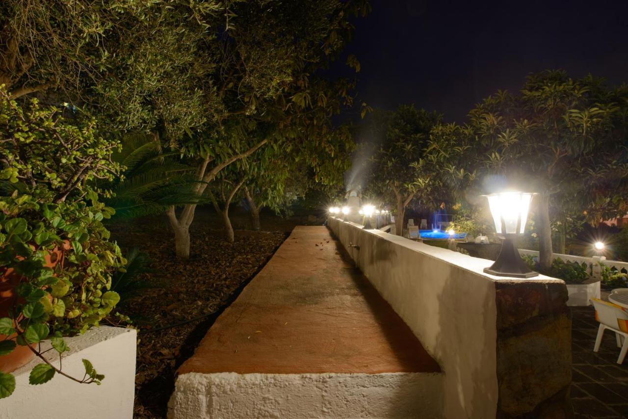 Las Esterlicias Teror Exterior photo