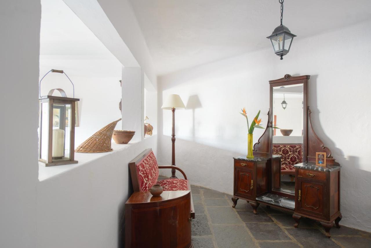 Las Esterlicias Teror Exterior photo