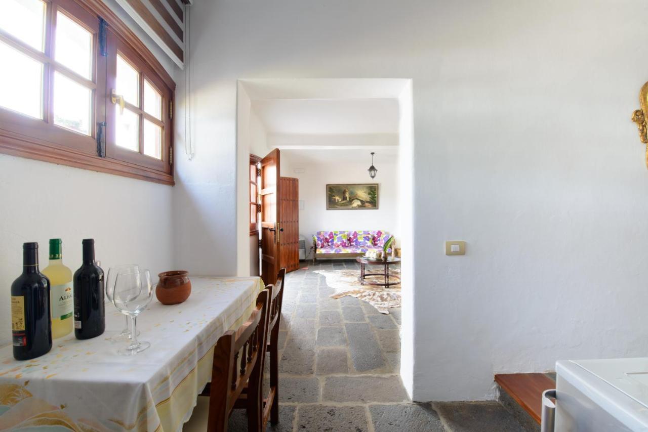 Las Esterlicias Teror Exterior photo